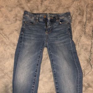 American eagle jeans. Size 00 very stretchy with a good fit.